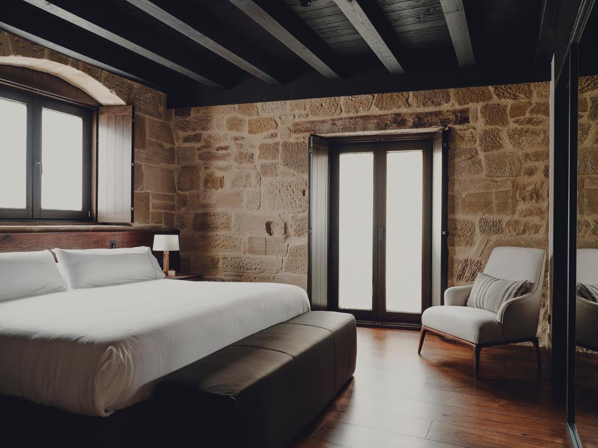 Hotel Santa Maria Briones Zewnętrze zdjęcie