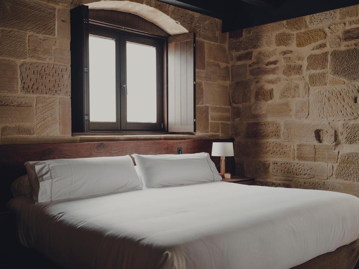 Hotel Santa Maria Briones Zewnętrze zdjęcie