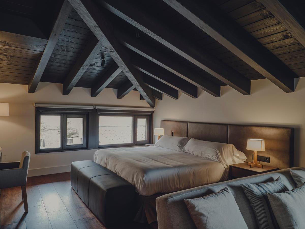 Hotel Santa Maria Briones Zewnętrze zdjęcie