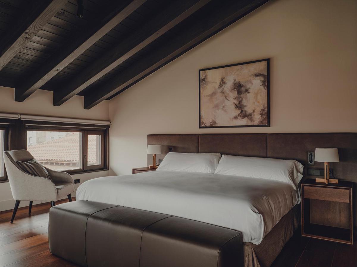Hotel Santa Maria Briones Zewnętrze zdjęcie