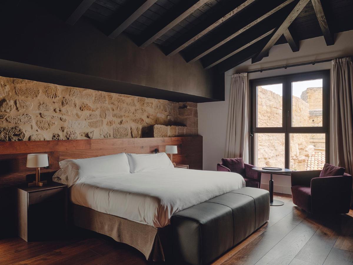 Hotel Santa Maria Briones Zewnętrze zdjęcie