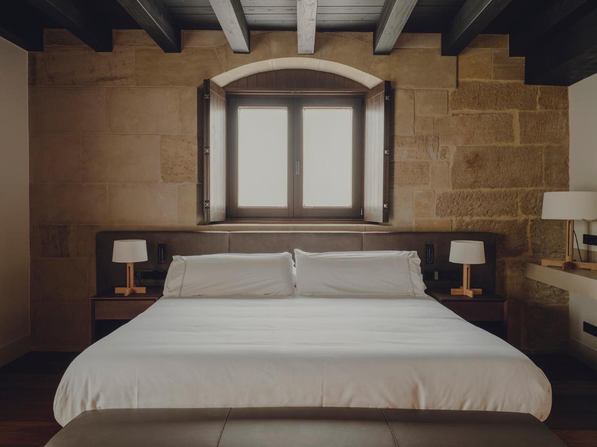 Hotel Santa Maria Briones Zewnętrze zdjęcie